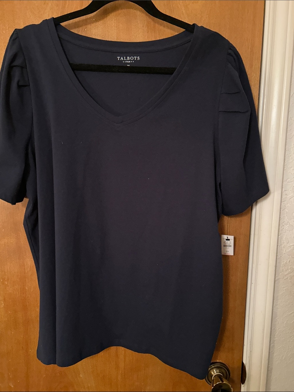 Talbots Cotton Navy V-Neck Short Sleeve Top with Pleat Detail. 2X NWT